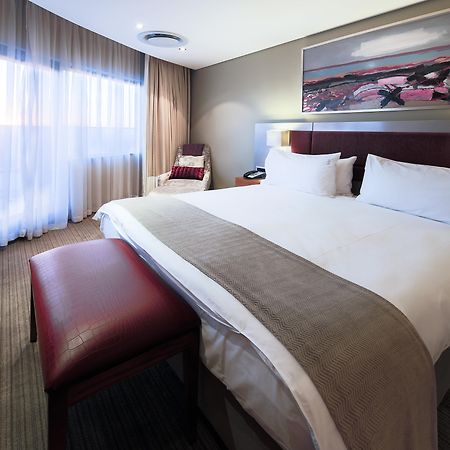 Holiday Inn Johannesburg-Rosebank, An Ihg Hotel Ngoại thất bức ảnh