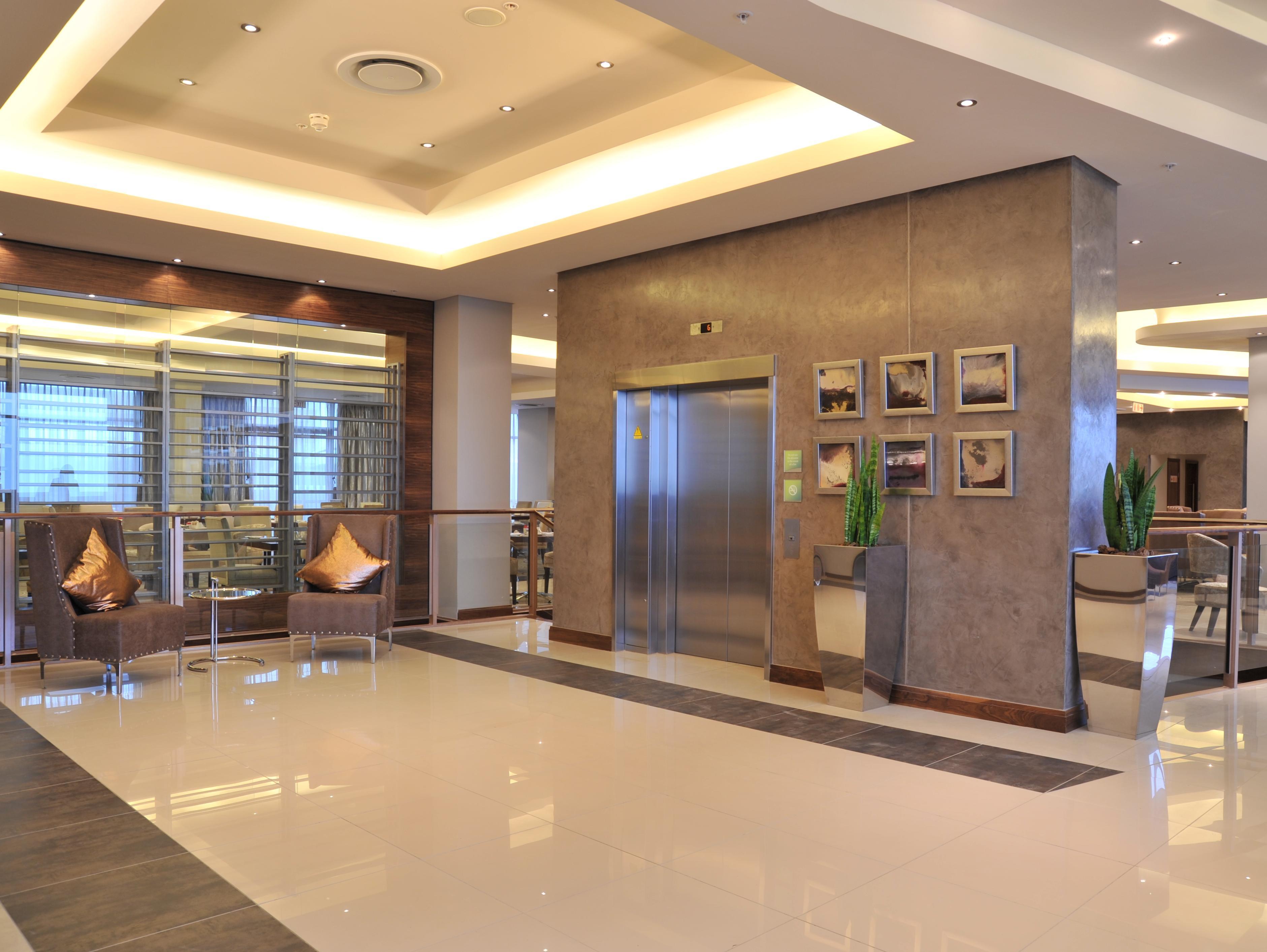 Holiday Inn Johannesburg-Rosebank, An Ihg Hotel Ngoại thất bức ảnh