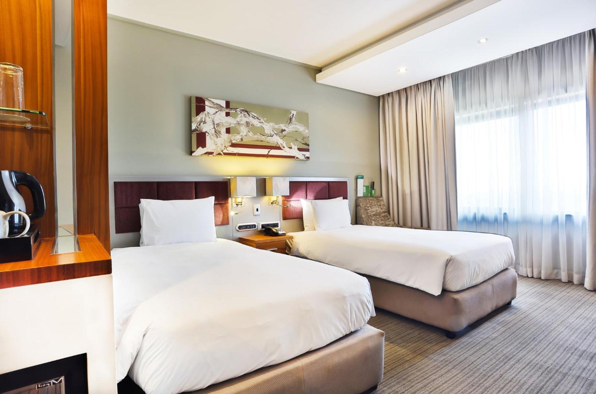 Holiday Inn Johannesburg-Rosebank, An Ihg Hotel Ngoại thất bức ảnh